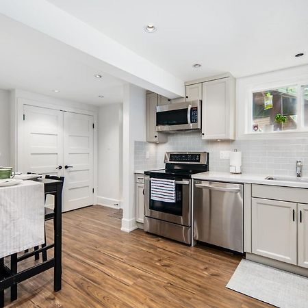 Gorgeous 4 Bedroom Garden Level Suite At Vancouver West & Ubc Εξωτερικό φωτογραφία