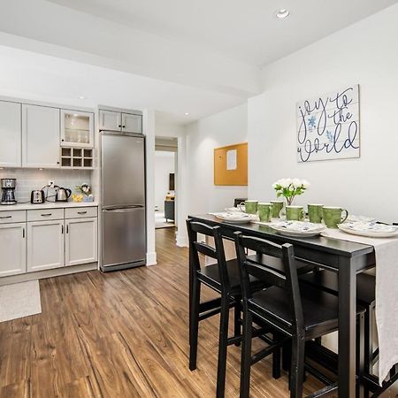 Gorgeous 4 Bedroom Garden Level Suite At Vancouver West & Ubc Εξωτερικό φωτογραφία