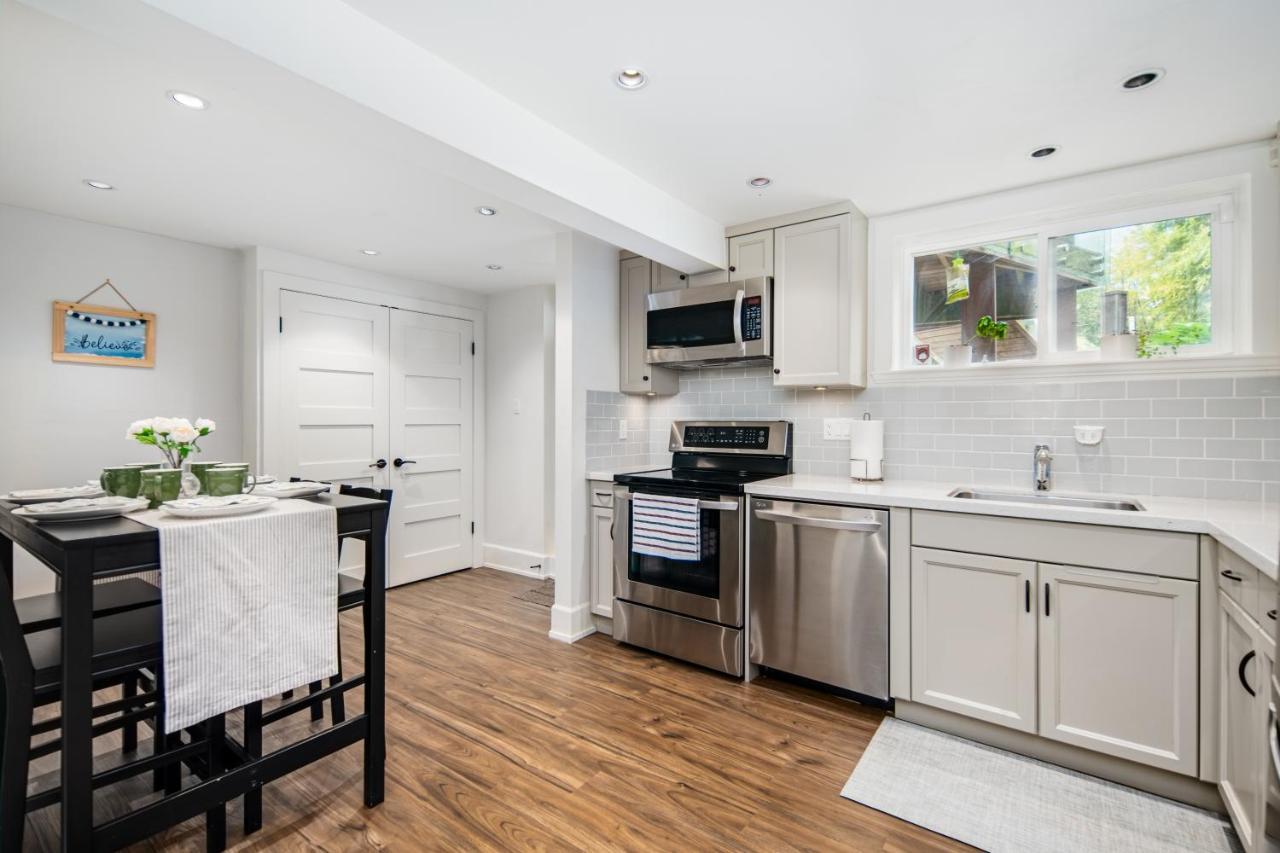 Gorgeous 4 Bedroom Garden Level Suite At Vancouver West & Ubc Εξωτερικό φωτογραφία