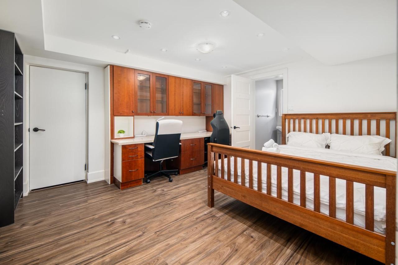 Gorgeous 4 Bedroom Garden Level Suite At Vancouver West & Ubc Εξωτερικό φωτογραφία